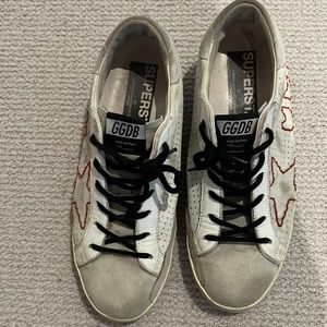 Golden goose superstar gym shoes. Size 41/11